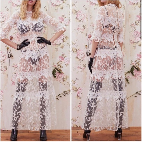 For Love And Lemons Dresses & Skirts - For Love and Lemons Rosebud Maxi Dress XS